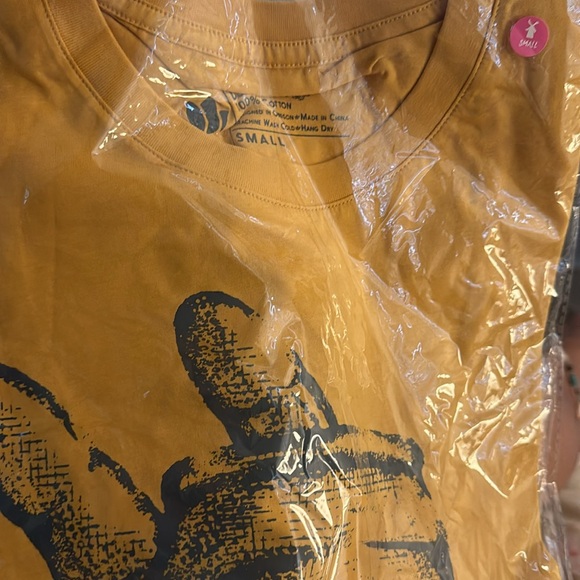 Dutch Bros Wimen’s Small BRAND NEW IN PACKAGE COLD BREW Gold Yellow with Blue - Picture 5 of 5